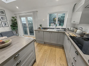 Photo 17- click for photo gallery